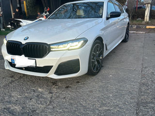 BMW 5 Series foto 10