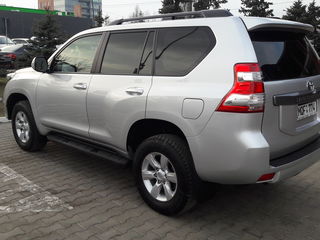 Toyota Land Cruiser Prado foto 1