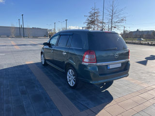 Opel Zafira foto 4