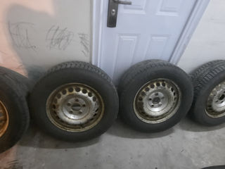 4 roti diskuri+anvelope Goodyear de vară. 2019. 215/65 R 16 C. Diskurie 5/120 .