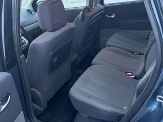 Renault Scenic foto 7