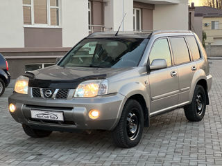 Nissan X-Trail foto 5