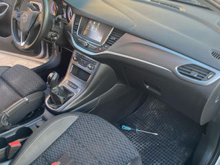 Opel Astra K 3 cilindri 1.5 diesel  foto 6