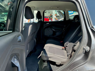 Ford Kuga foto 15