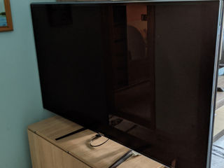 TV Samsung  55" (140 см)