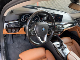 BMW 5 Series foto 6