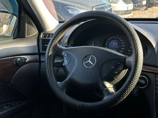 Mercedes E-Class foto 16