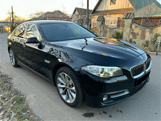 BMW 5 Series foto 6