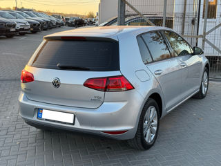 Volkswagen Golf foto 5