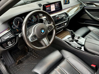 BMW 5 Series foto 14