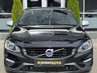 Volvo S60 foto 2