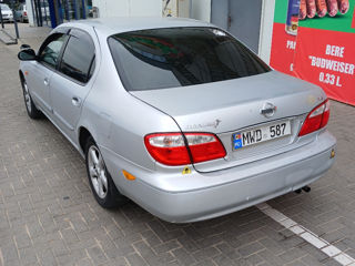 Nissan Maxima foto 2