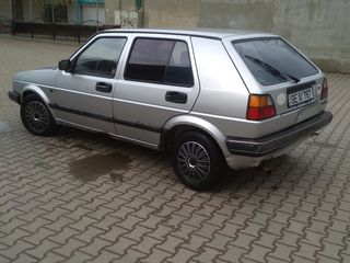 Volkswagen Golf foto 1