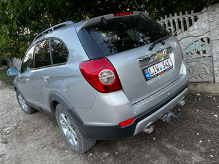 Chevrolet Captiva foto 2