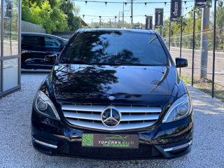 Mercedes B-Class foto 2