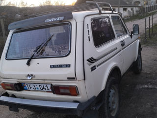 Lada / ВАЗ Niva foto 2