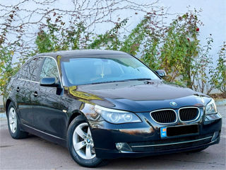 BMW 5 Series foto 2