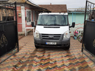 Ford Transit foto 1