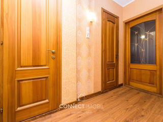 Apartament cu 3 camere, 78 m², Buiucani, Chișinău foto 10