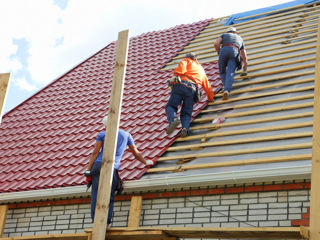 Montarea și restaurarea acoperișului tău.țiglă metalică foto 4
