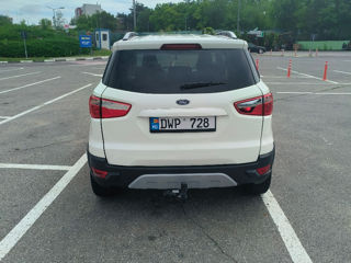 Ford EcoSport foto 6