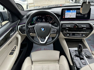 BMW 5 Series foto 9