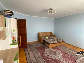 Apartament cu 2 camere, 100 m², Botanica, Chișinău foto 7
