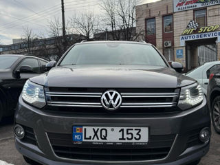 Volkswagen Tiguan foto 3