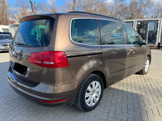 Volkswagen Sharan foto 2