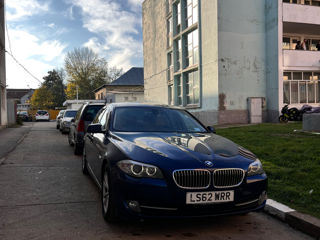 BMW 5 Series foto 8