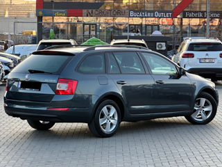 Skoda Octavia foto 4