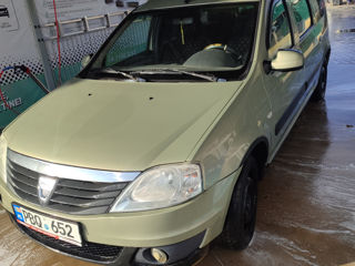 Dacia Logan foto 4