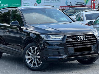 Audi Q7 foto 1