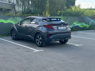 Toyota C-HR foto 6