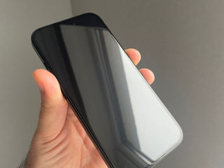 iPhone 16 Black foto 2