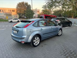 Ford Focus foto 6