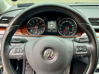 Volkswagen Passat foto 7