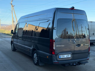 Mercedes Sprinter-autoturism foto 4