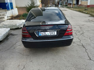 Mercedes E-Class foto 5