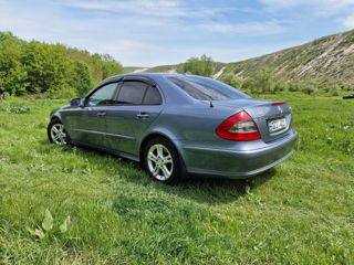 Mercedes E Class foto 3