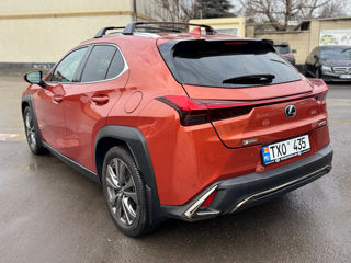 Lexus UX foto 4