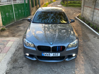 BMW 5 Series foto 2