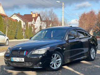 BMW 5 Series foto 4