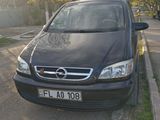 Opel Zafira foto 1