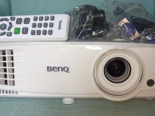 видеопроектор BenQ 3300 Lm, HDMI, пульт, коробка, гарантия + пробный тест foto 2