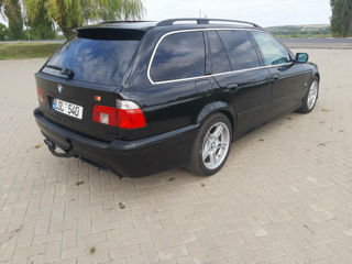 BMW 5 Series foto 6