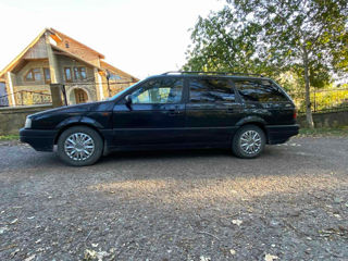 Volkswagen Passat foto 2