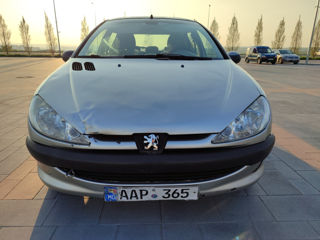 Peugeot 206 foto 2