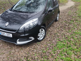 Renault Scenic foto 2