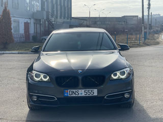 BMW 5 Series foto 1